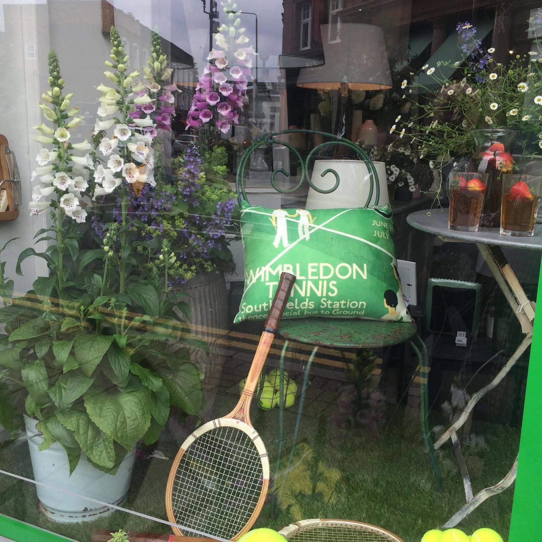 Lovely Garden Apartment In Wimbledon Town Centre With Private Parking By Wimbledon Holiday Lets London Ngoại thất bức ảnh
